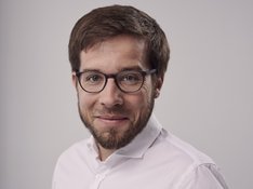 pressefoto-victor-perli.jpg